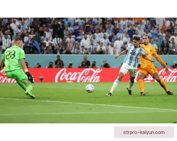 巴洛特利助攻能力爆发，引领球队迎来胜利新篇章表现亮眼