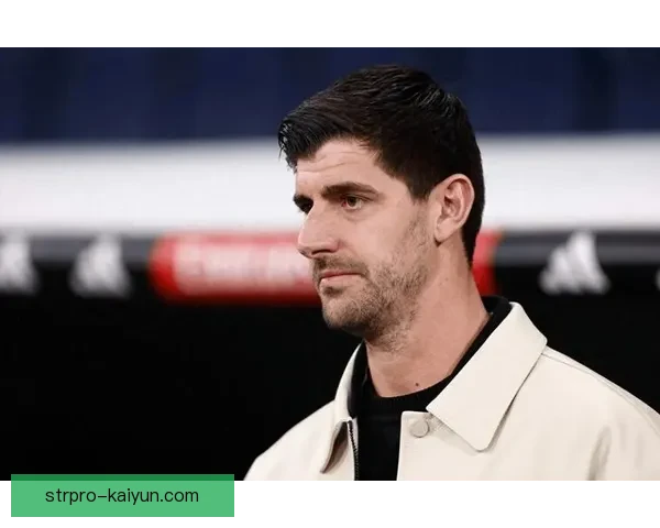 卡卡巅峰时期展现出卓越才能，值得关注他的辉煌岁月与影像回顾。